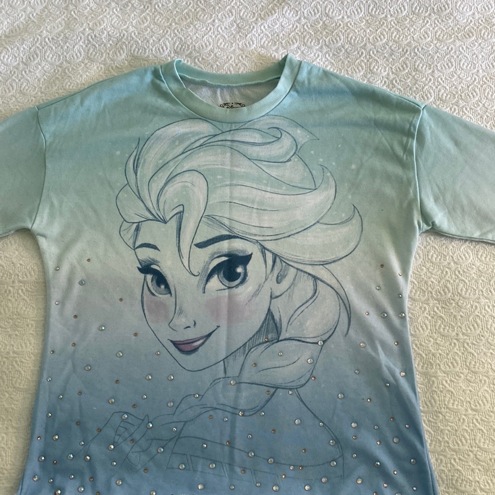 Disney Frozen Elsa shirt
